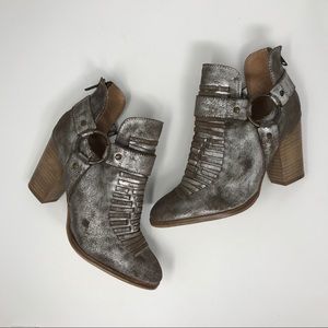 Ariat Unbridled | Joelle Booties Boots Silver